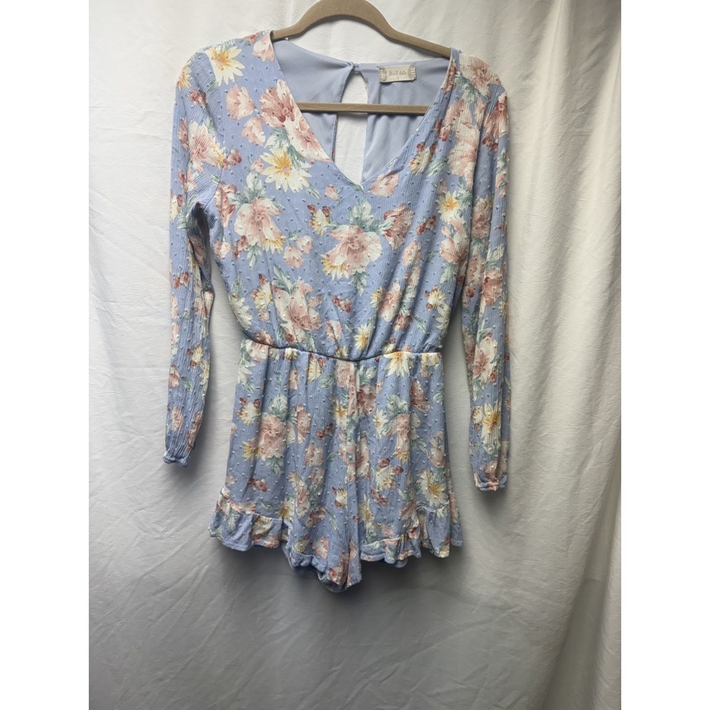 Alterd State Woman's Blue Floral Long Sleeved with shorts Romper Size Medium